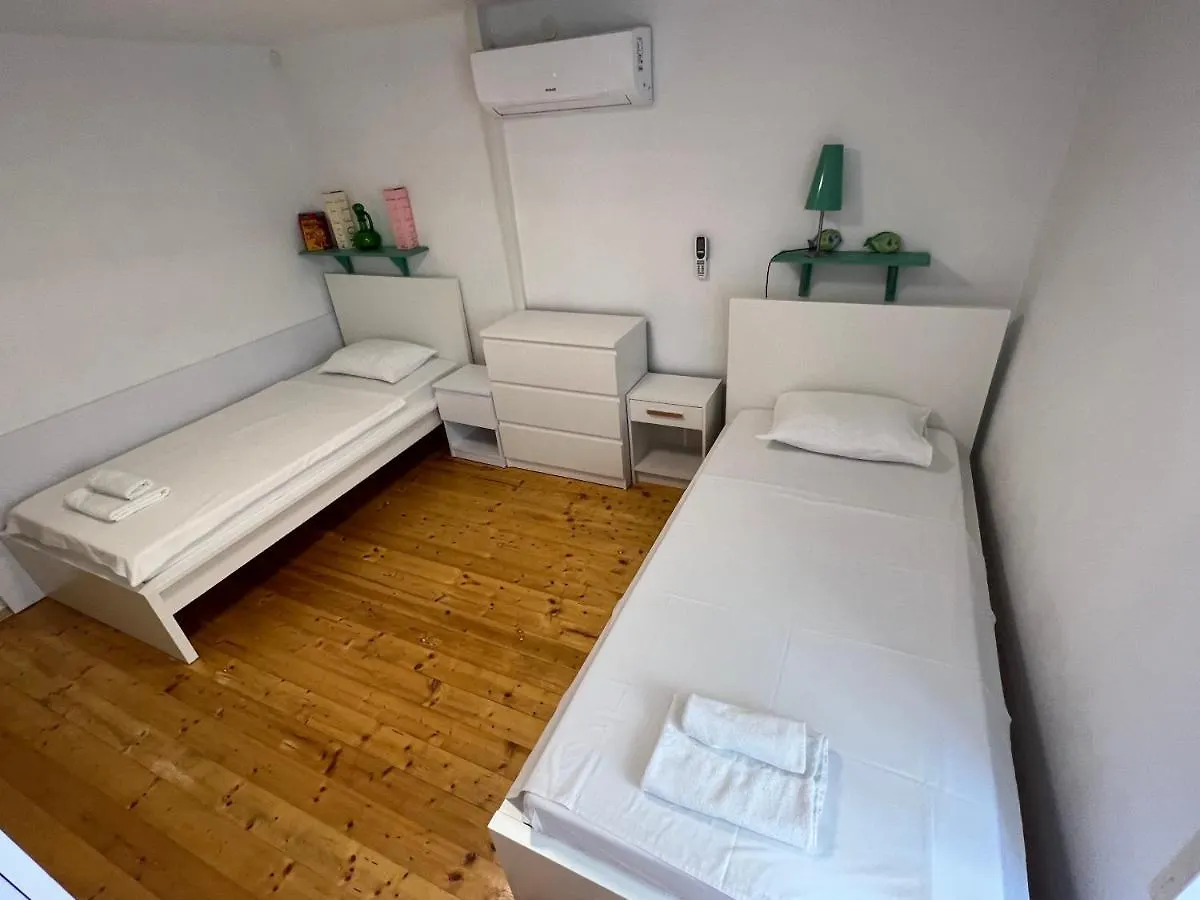 3 Bedroom House Pag Town